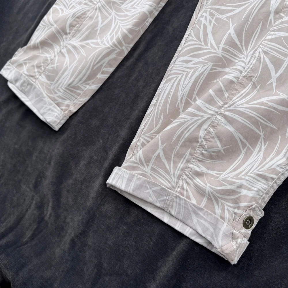 Palm Rio Womens 1X Tropical Palm Leaf Print Cropped Capri Pants Beige White - Picture 6 of 11